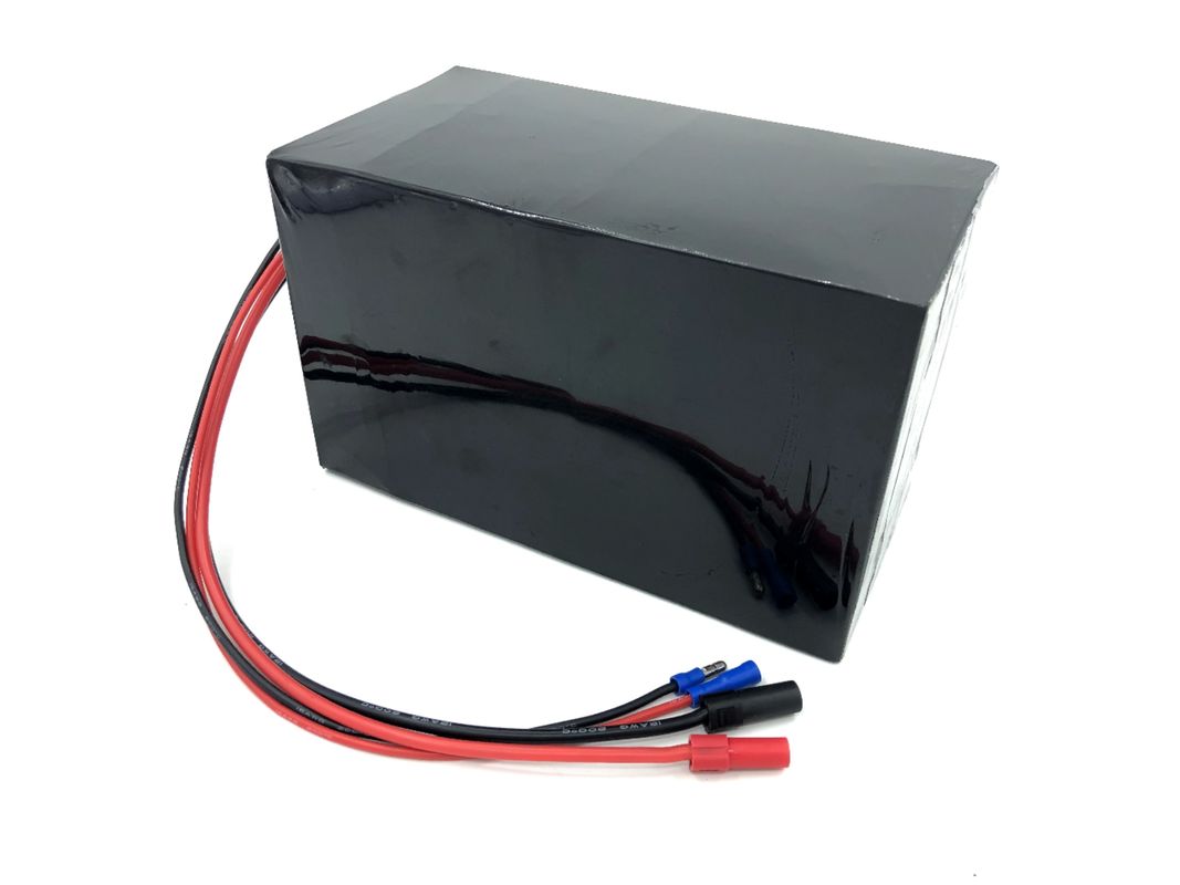 24V 48V E Scooter Bateria 15Ah 20Ah 30Ah 40Ah Lithium Ion Bateria Pack com carregador