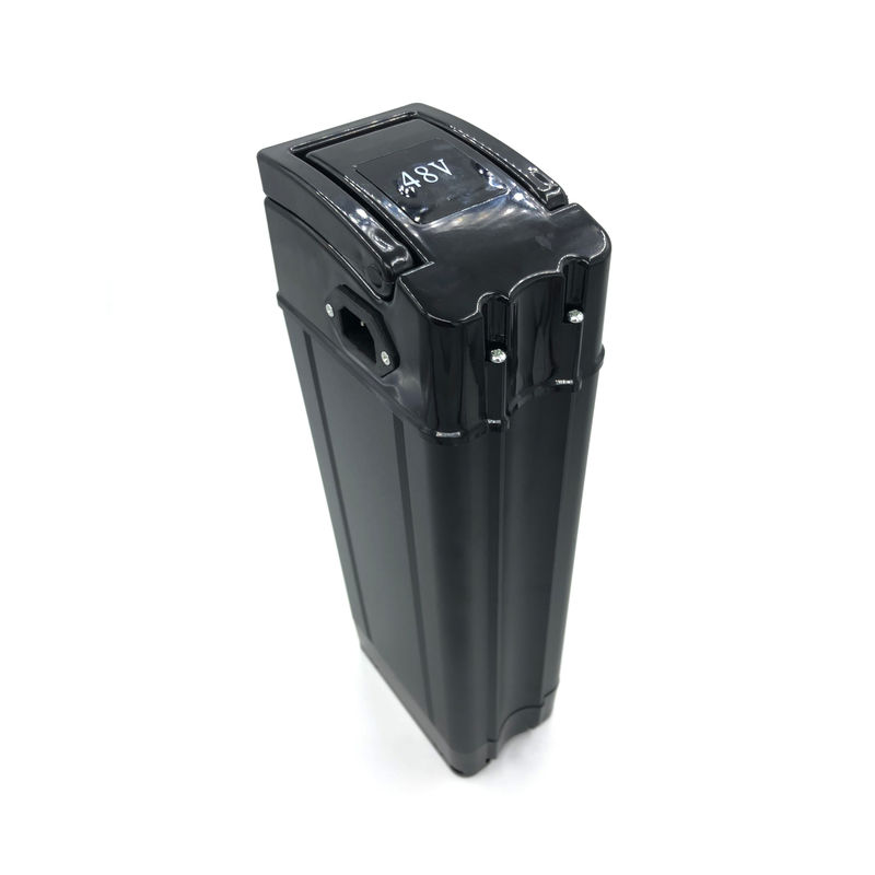 Bateria recarregável de E-bike de tipo preto 1200W 60V 20Ah Bateria de lítio personalizada