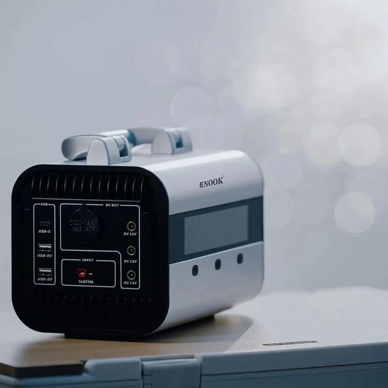 China Fábrica AC 500Wh LiFePo4 Bateria Acampamento ao ar livre 500w 1000W Gerador Portátil Central de Energia